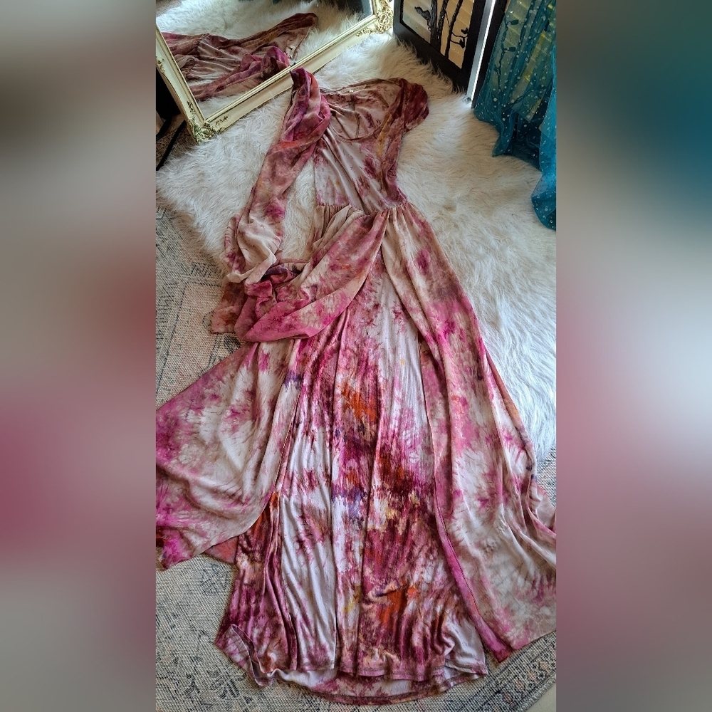 Rachael Roy Multi Layer Floral Floor length Dress. Tie Die Design Cut out back. - Picture 13 of 15